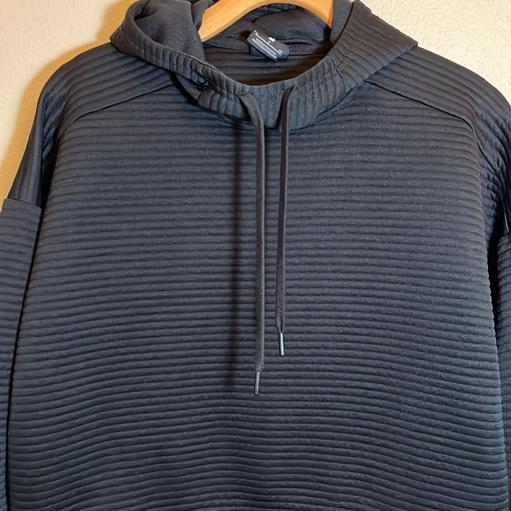 Nike Dri-Fit Black Pullover Hoodie Sweatshirt - Picture 3 of 13
